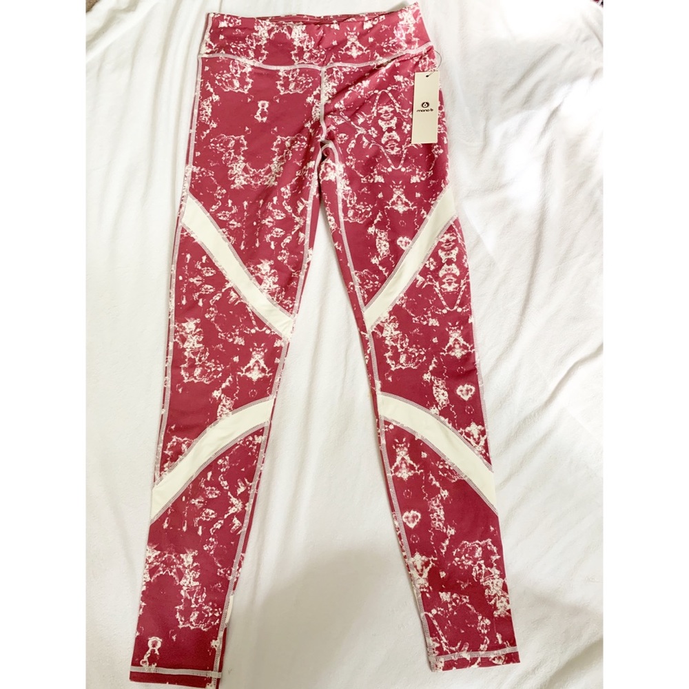 Mono B leggings